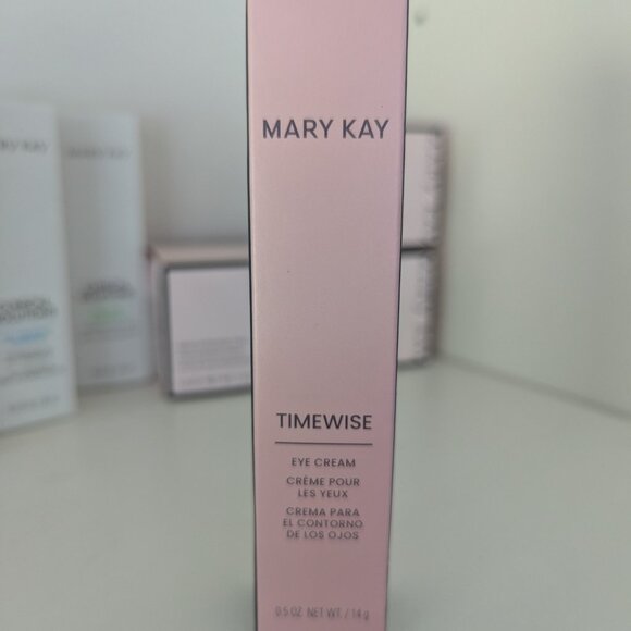 TimeWise® Eye Cream - Picture 3 of 3